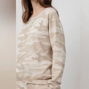 Rails Theo Oatmeal Camo Pullover Sweatshirt Size XS